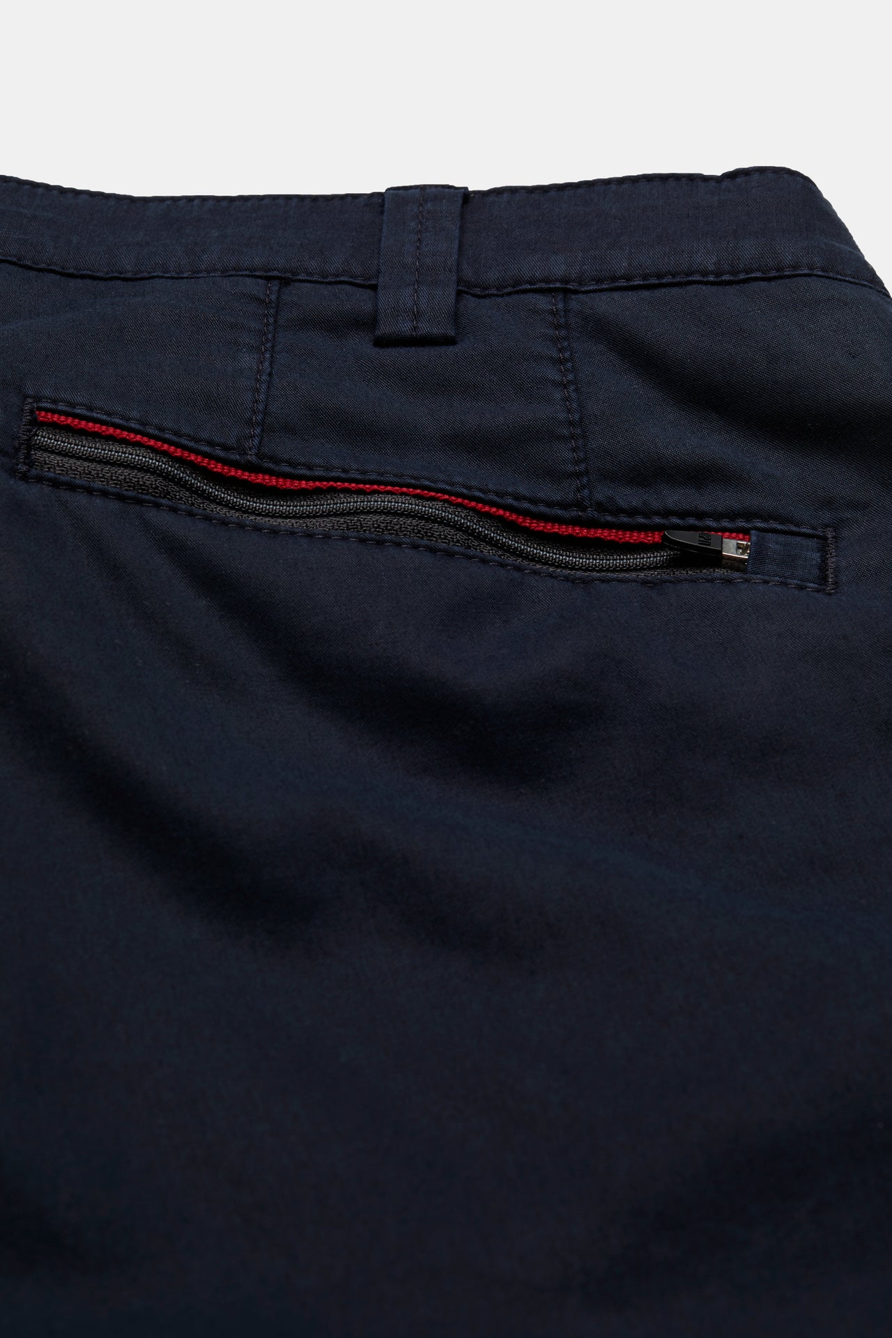 B-Arran 1-8070 ACTIVE • SHORT