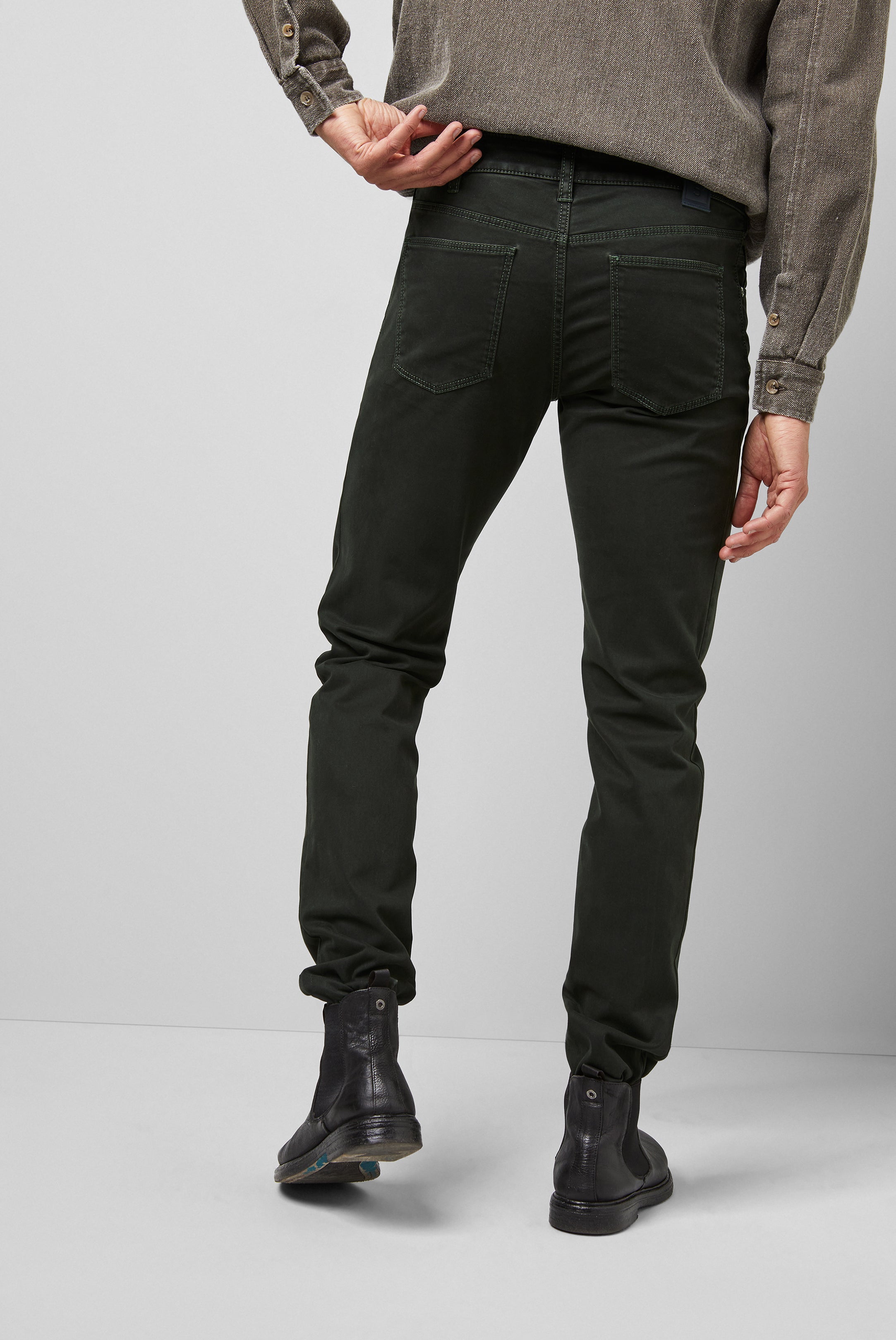 SLIM 9-6106 HIGH PERFORMANCE SATIN